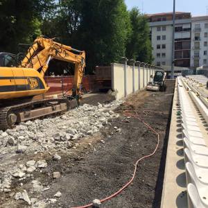 Il muro perimetrale dello stadio Piola viene abbattuto