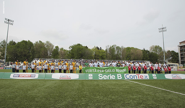 Pro Vercelli-Avellino, striscione per Giulio Regeni (Foto Ivan Benedetto)