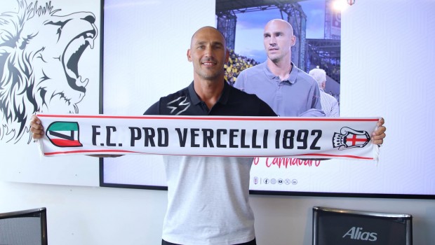 Mister Paolo Cannavaro (Foto Marco Lussoso)